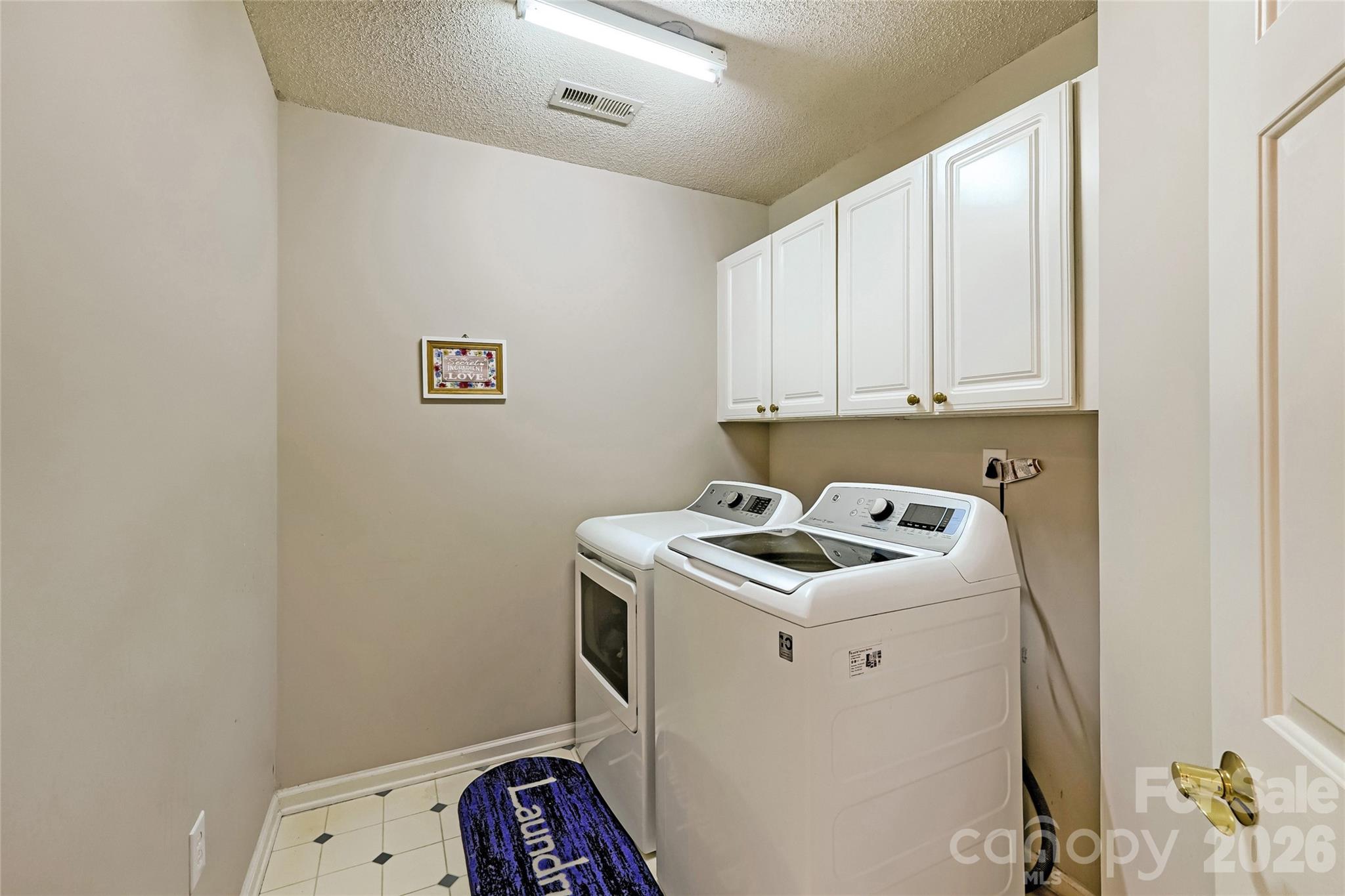 6211 Coleridge Court Property Photo 25