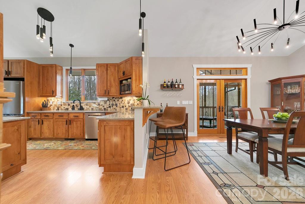 141 Bruce Circle Property Photo 18