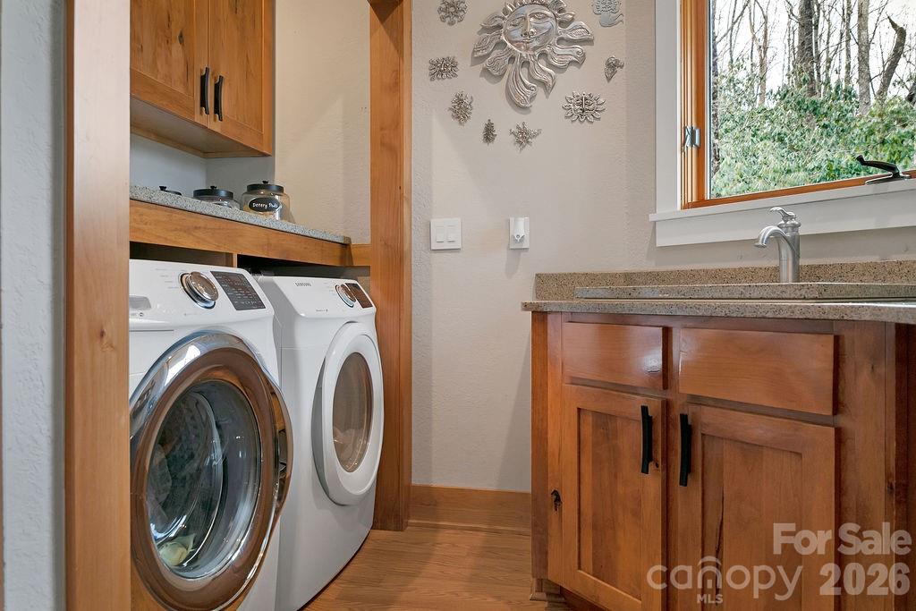 141 Bruce Circle Property Photo 21