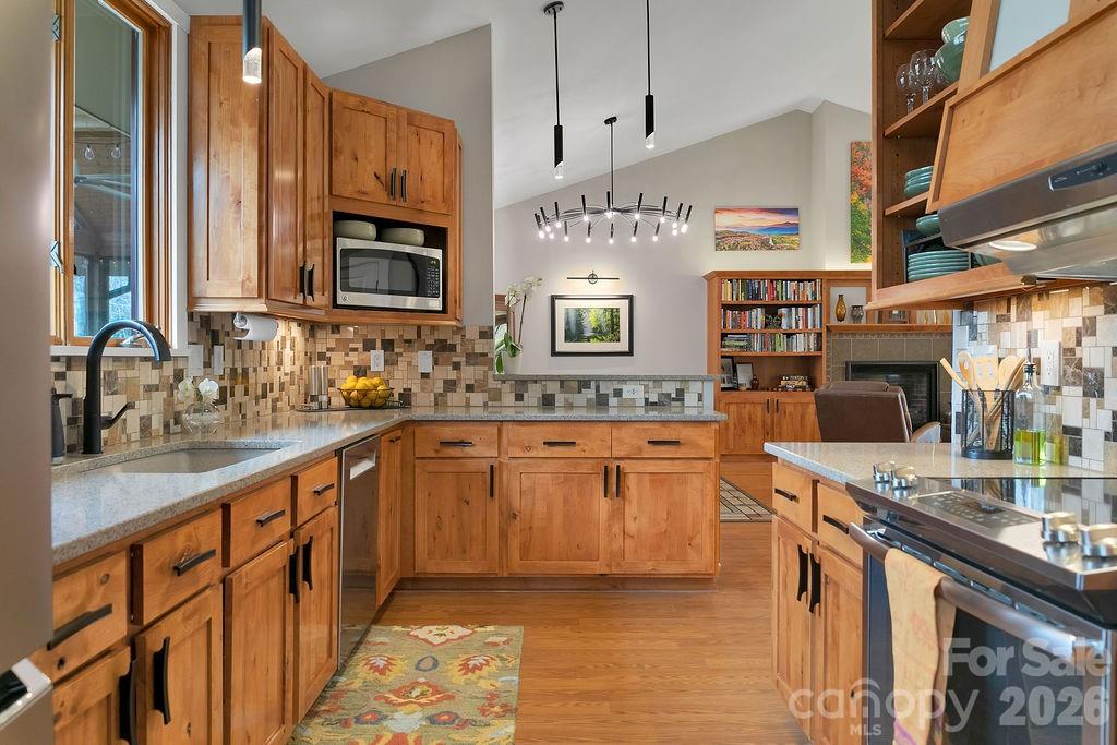 141 Bruce Circle Property Photo 22