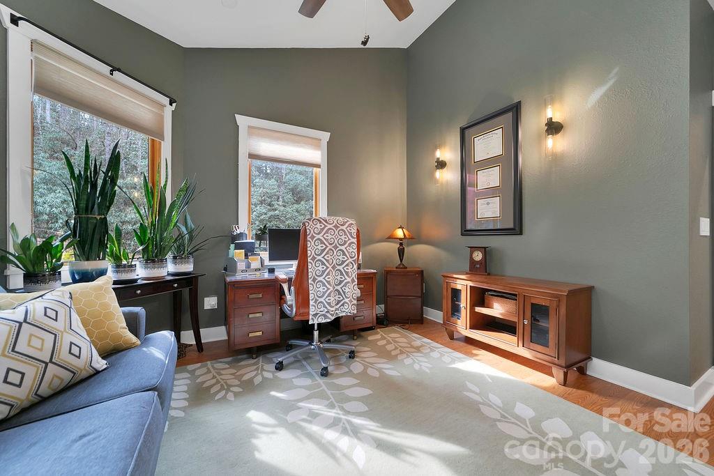 141 Bruce Circle Property Photo 33