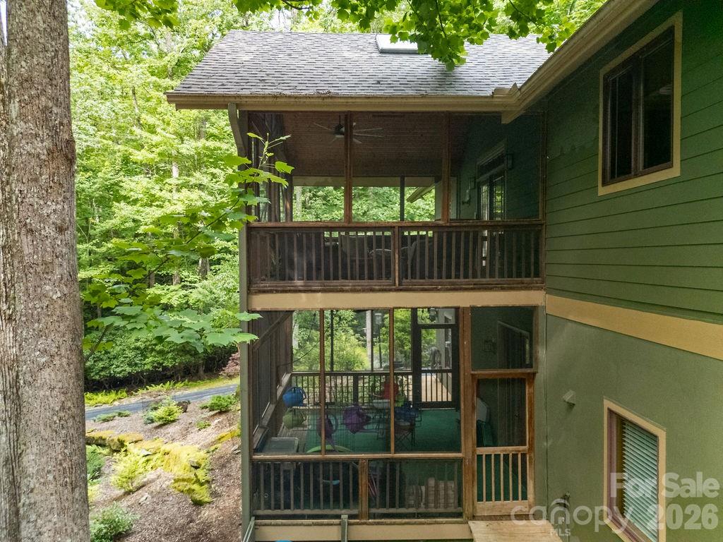 141 Bruce Circle Property Photo 44