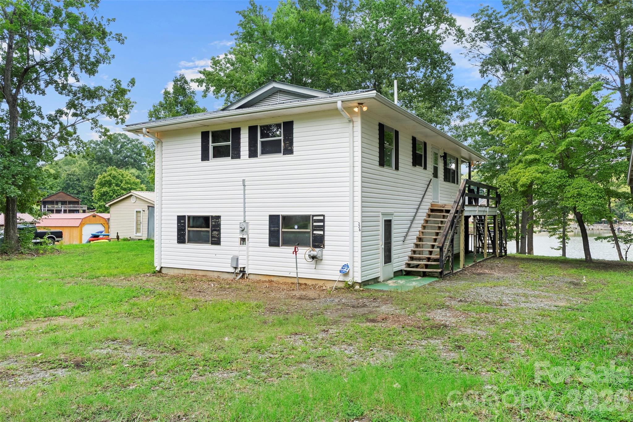 326 Coleman Drive Property Photo 5