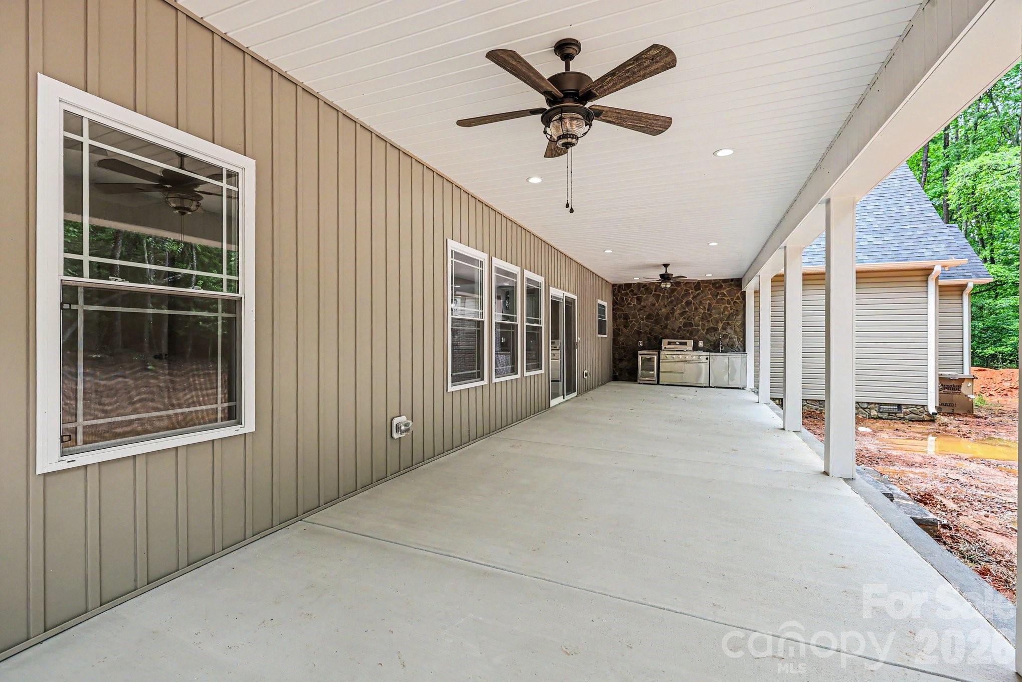 582 Starboard Reach None Property Photo 2