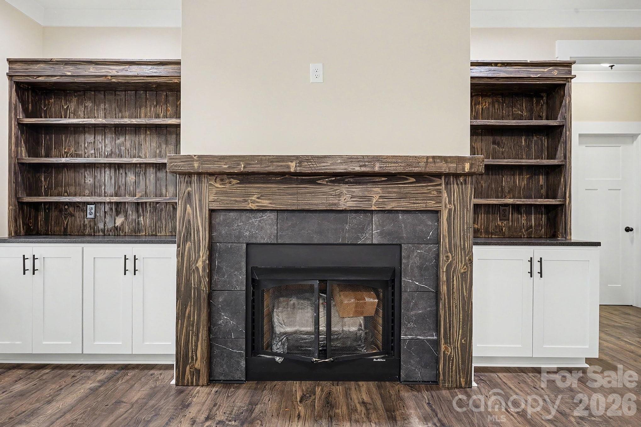 582 Starboard Reach None Property Photo 5