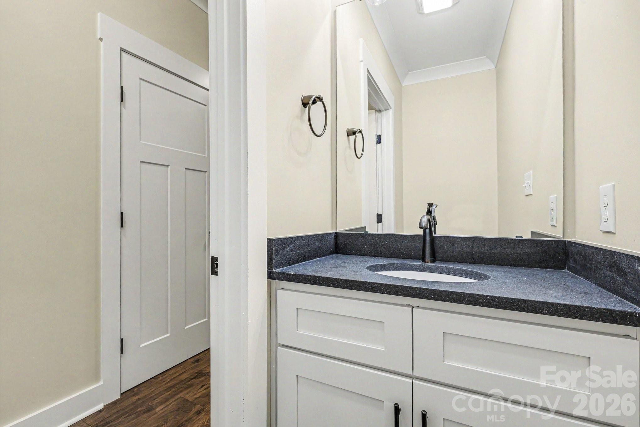 582 Starboard Reach None Property Photo 13