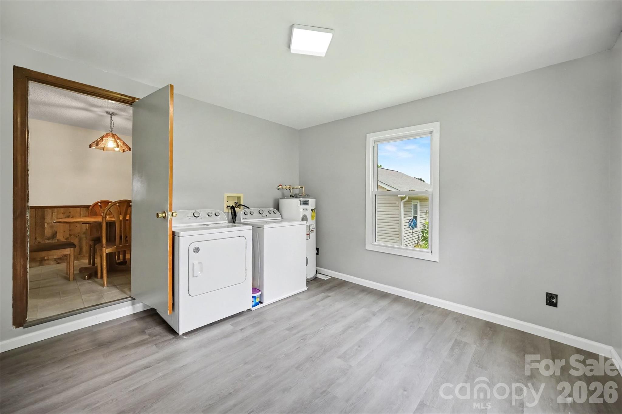 104 E Main Street Property Photo 12