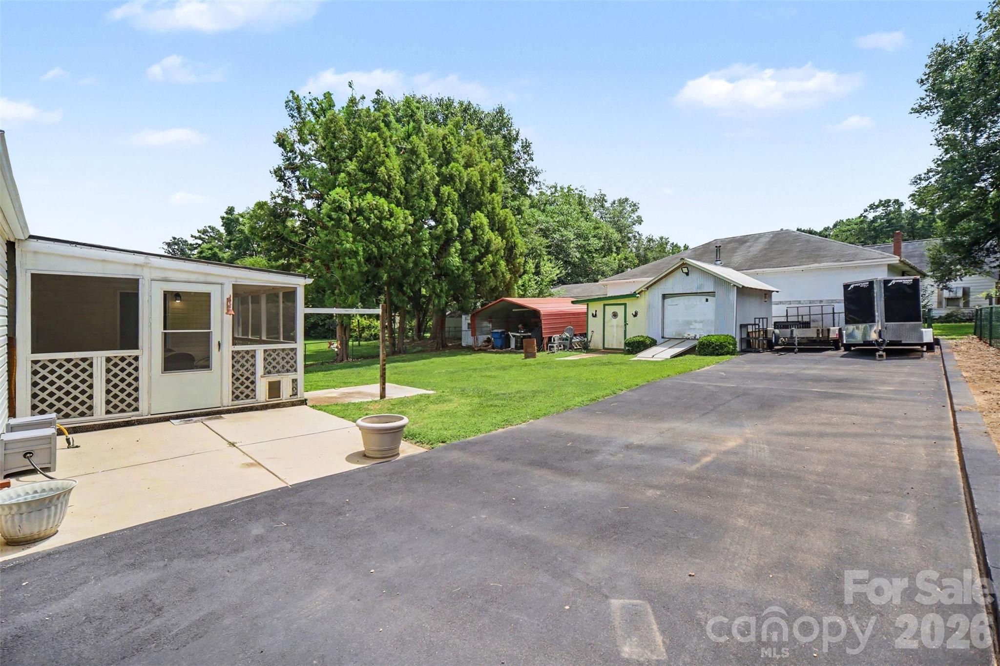 104 E Main Street Property Photo 22