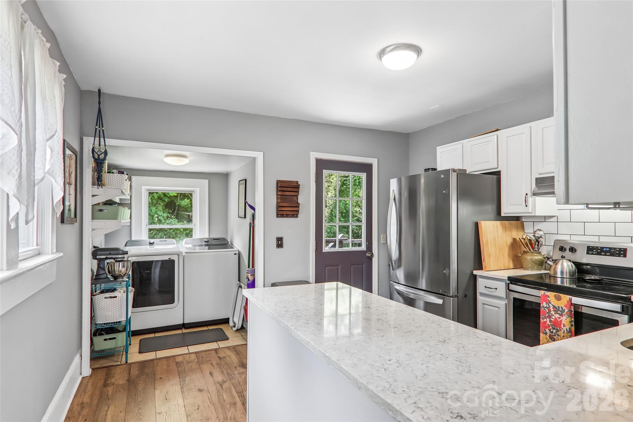 276 State Street Property Photo 16