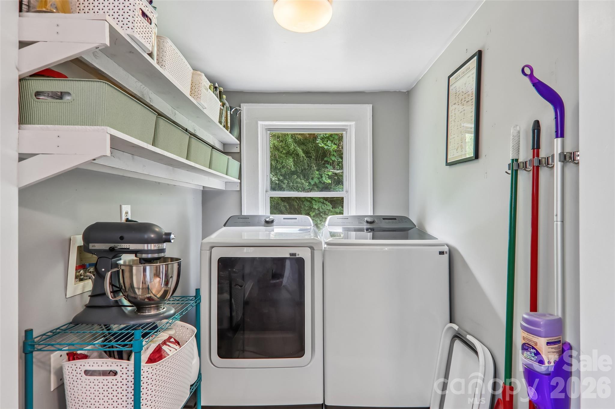 276 State Street Property Photo 17