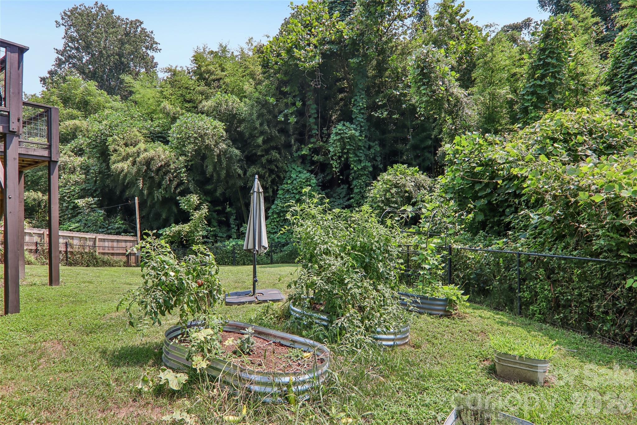 276 State Street Property Photo 30