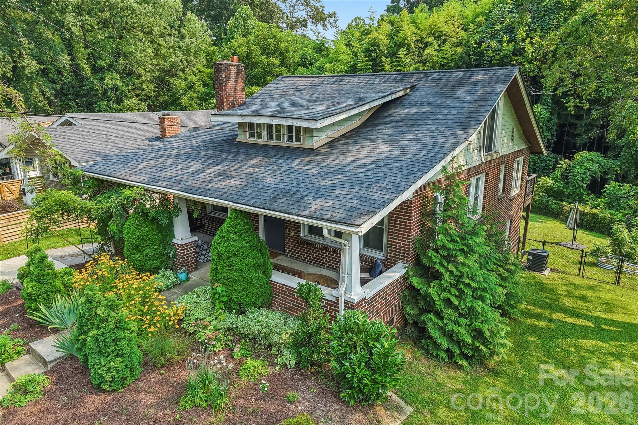276 State Street Property Photo 35