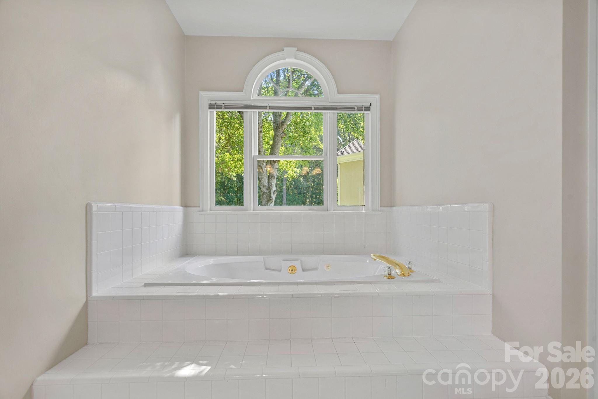 5006 Cranston Court Property Photo 19