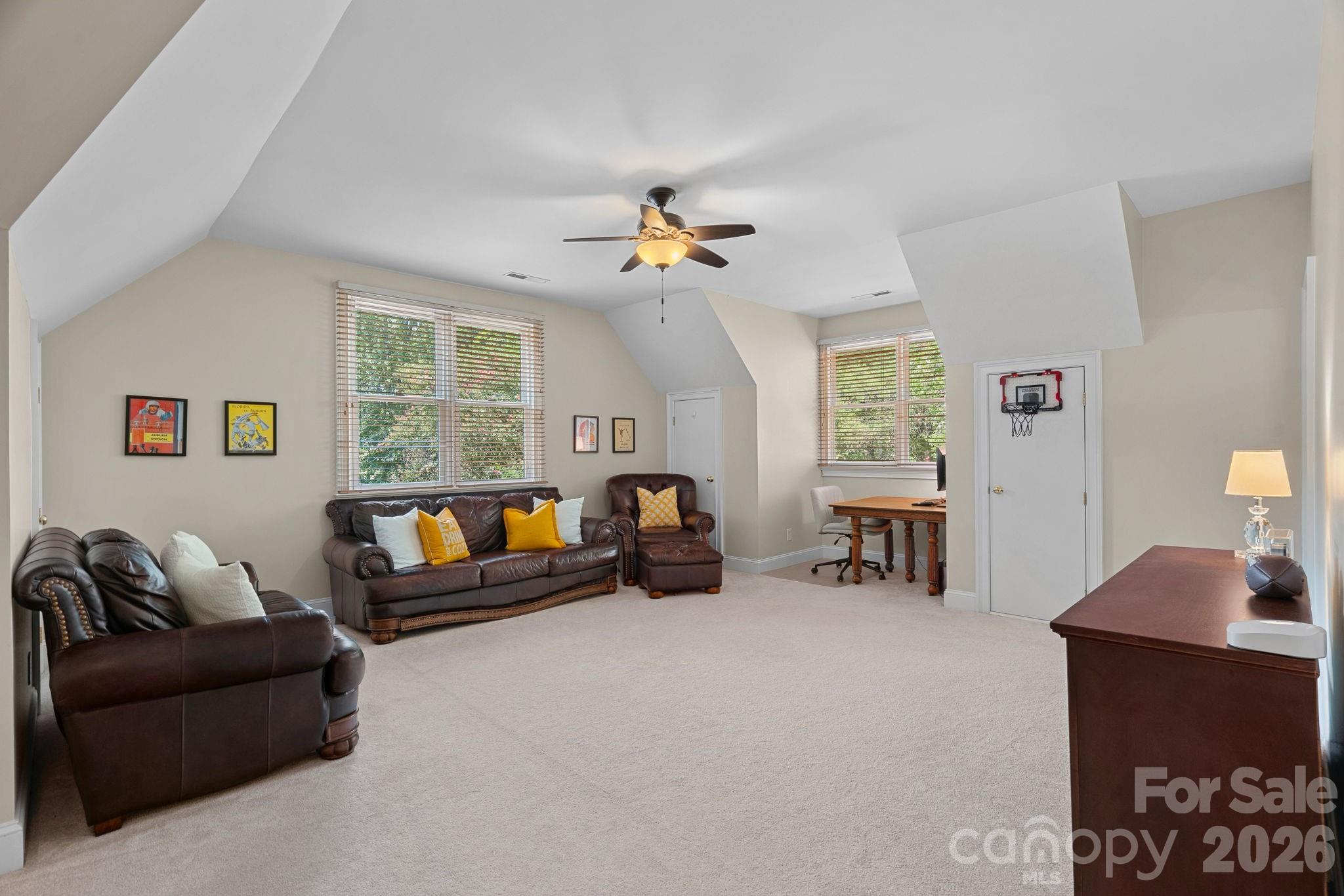 5006 Cranston Court Property Photo 32