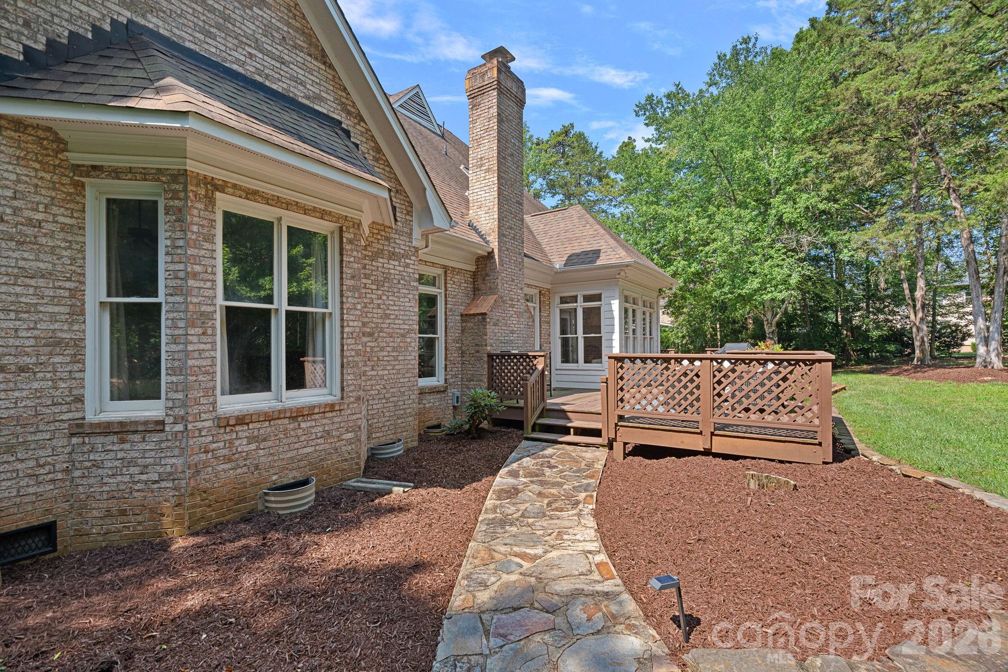 5006 Cranston Court Property Photo 39
