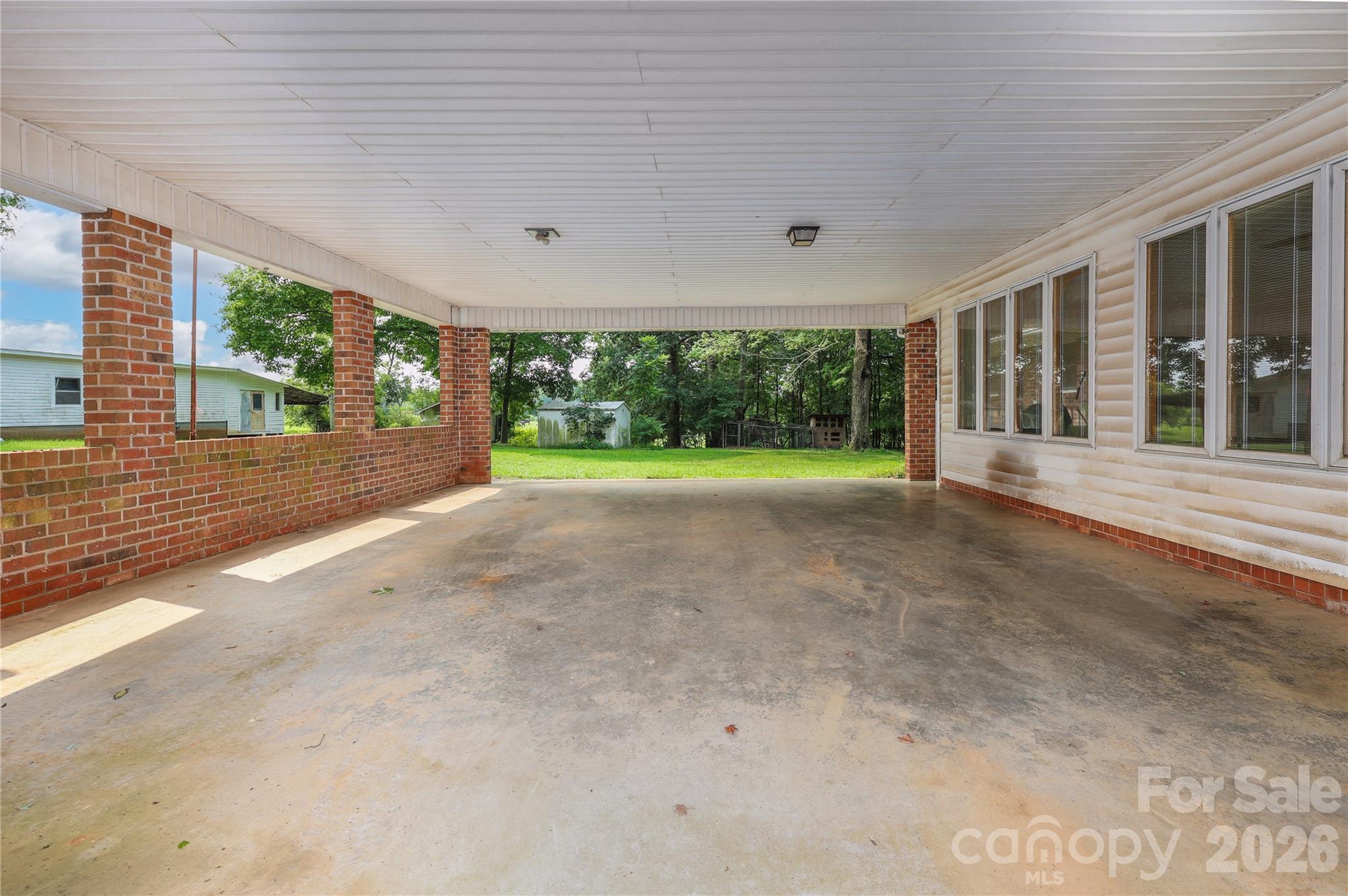 4988 Amick Lane Property Photo 15