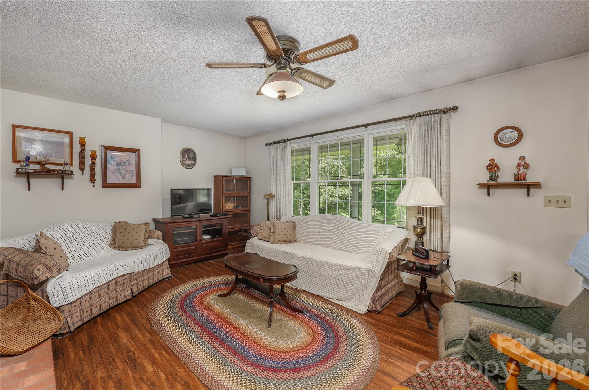 4988 Amick Lane Property Photo 17