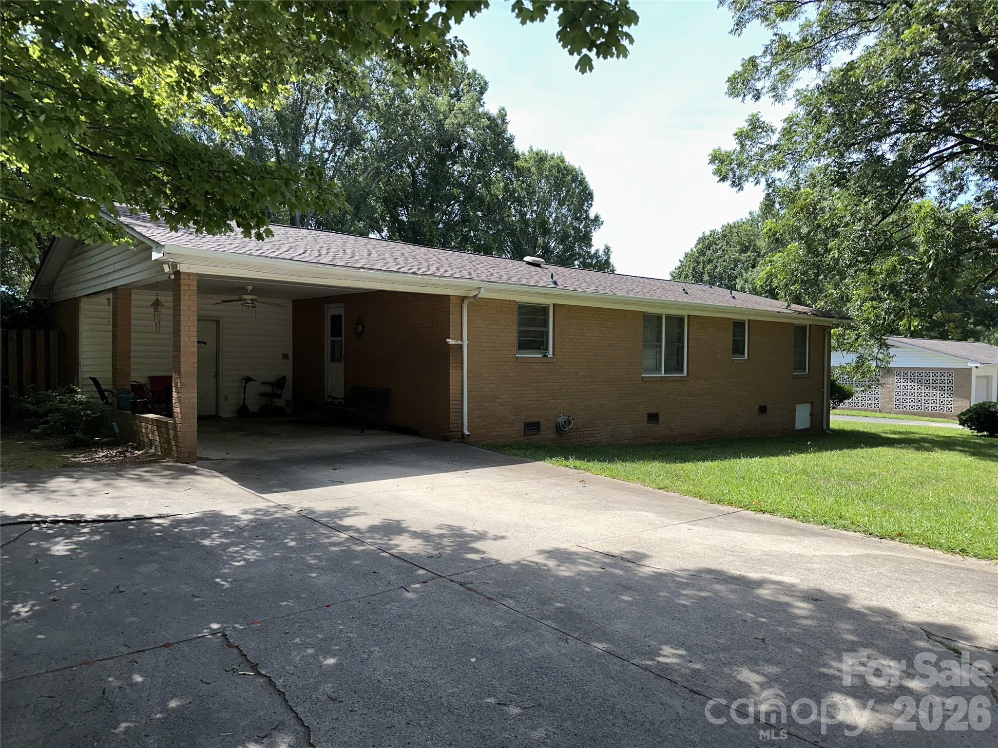 78 Tulip Avenue Property Photo 7