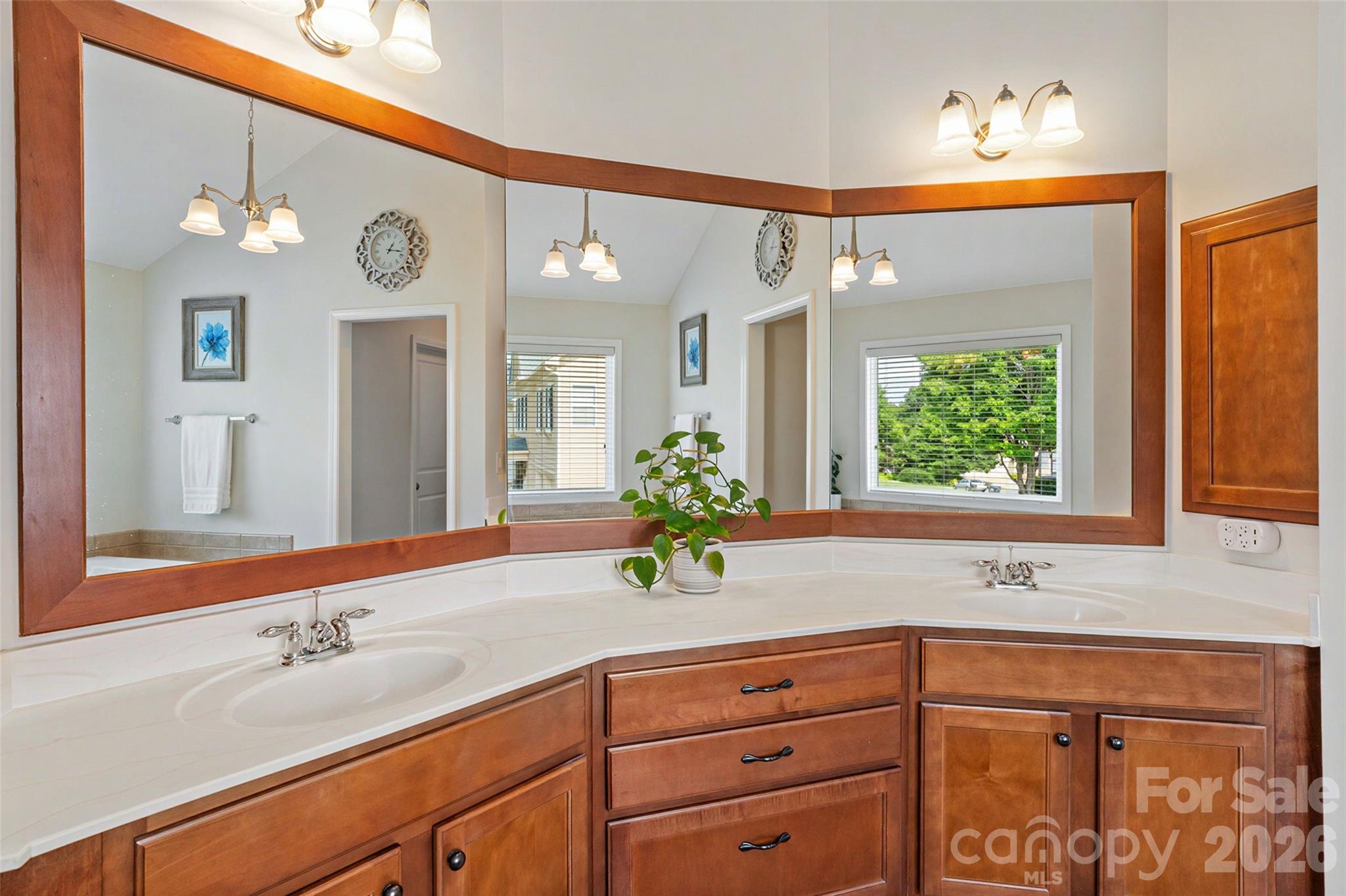 11534 Fernleigh Place Property Photo 26