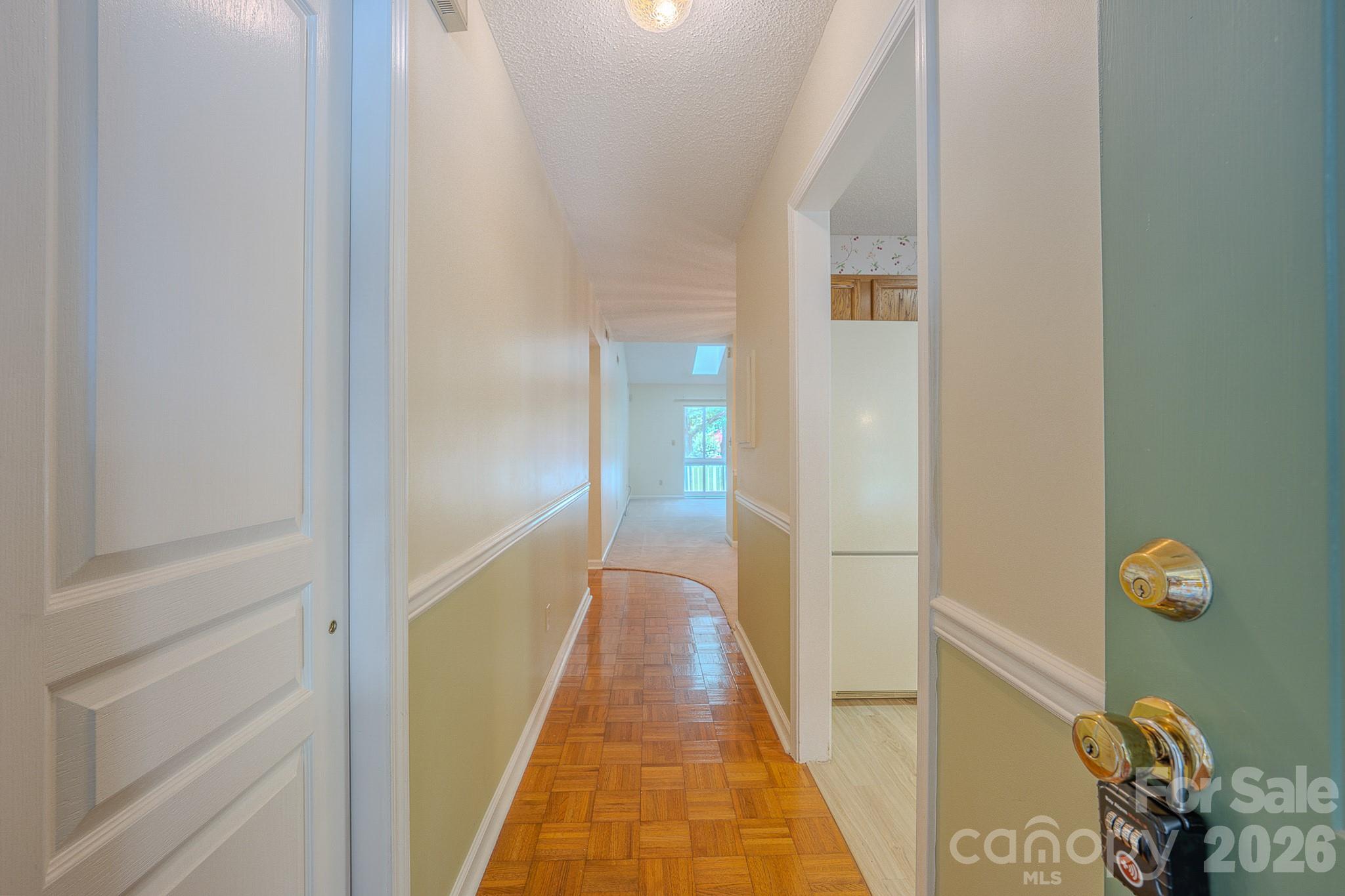 902 Woodlea Court Property Photo 5