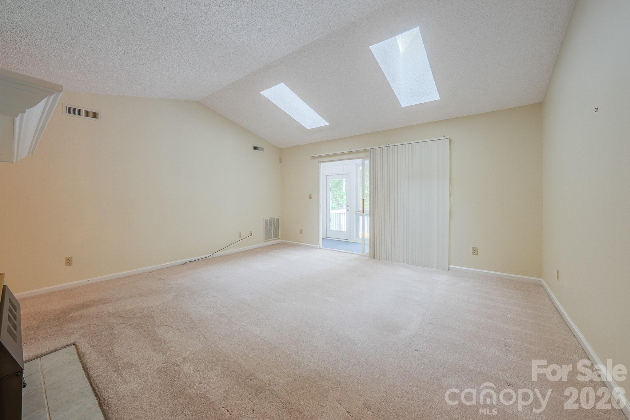 902 Woodlea Court Property Photo 13