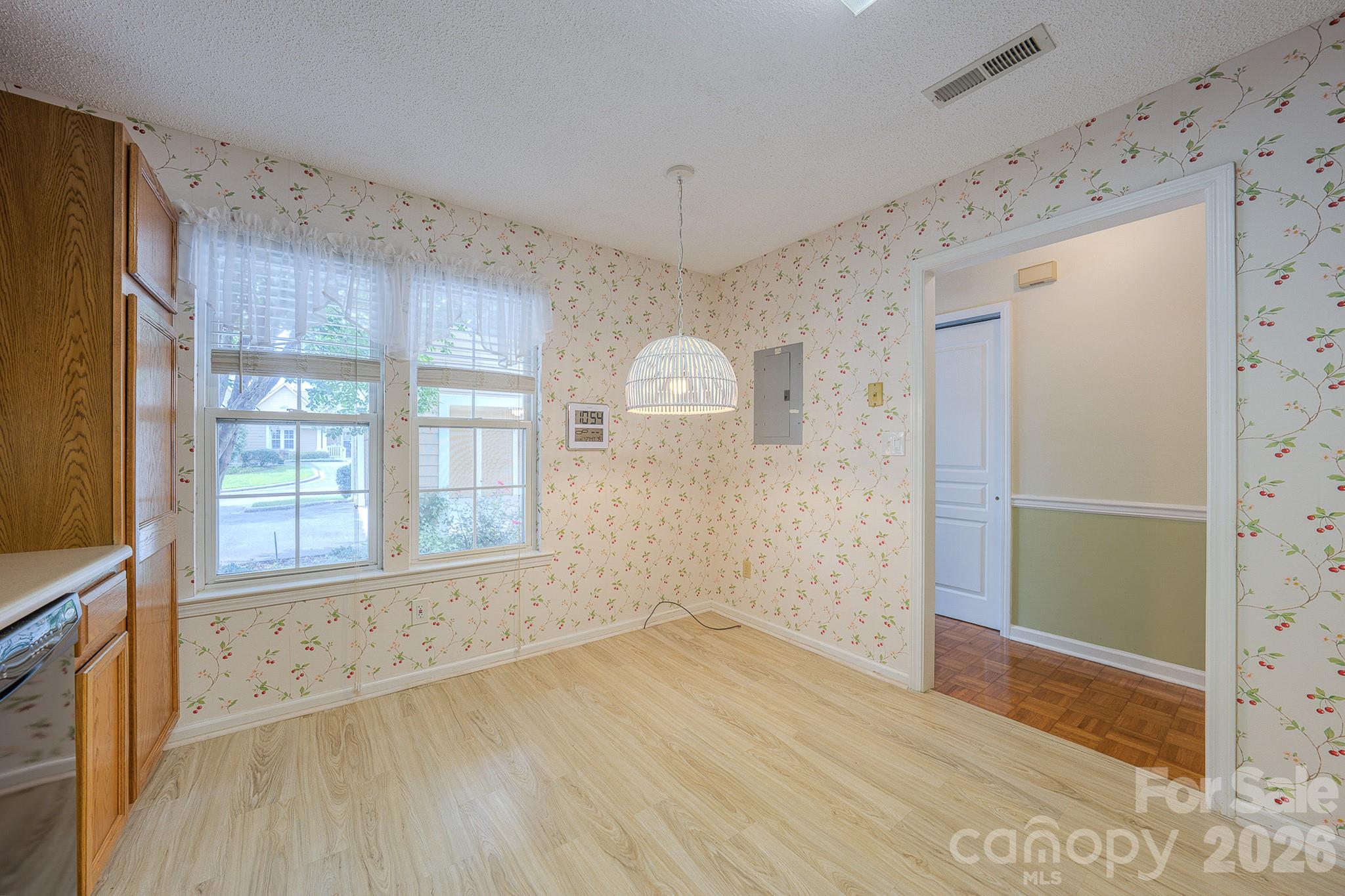 902 Woodlea Court Property Photo 17