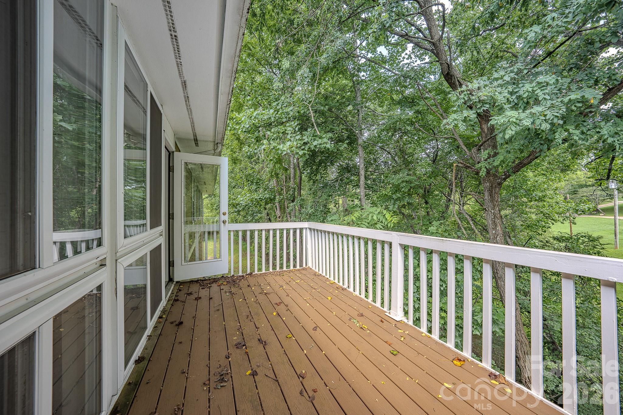 902 Woodlea Court Property Photo 36