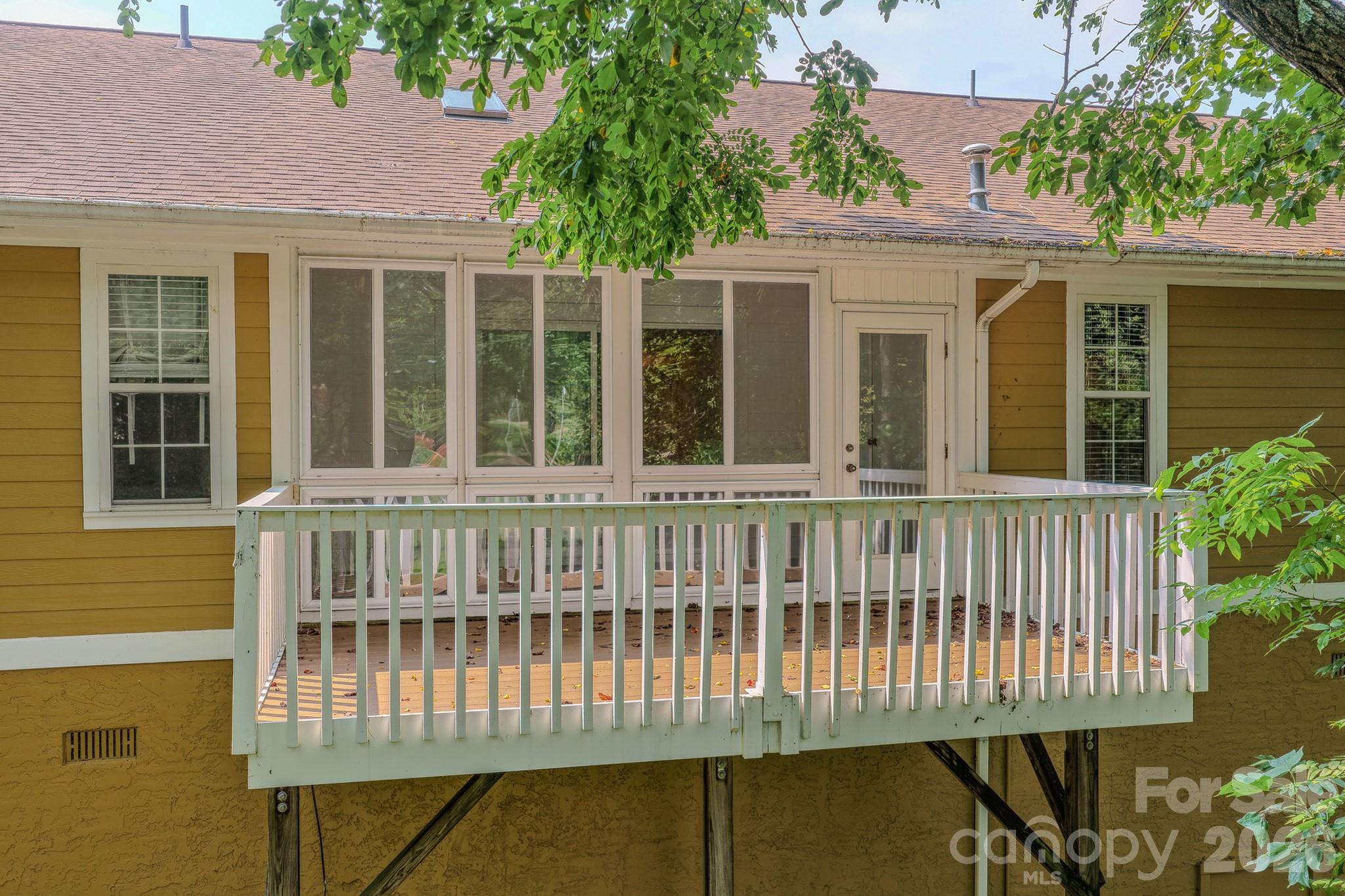 902 Woodlea Court Property Photo 37