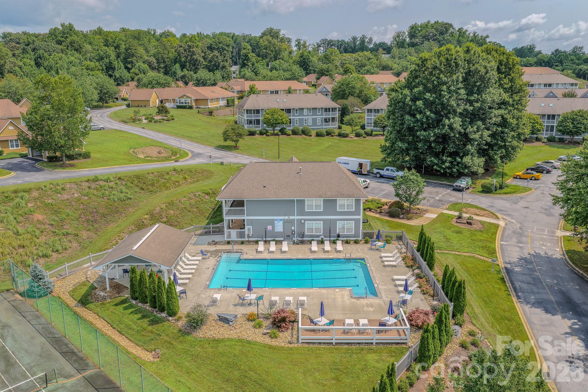 902 Woodlea Court Property Photo 40