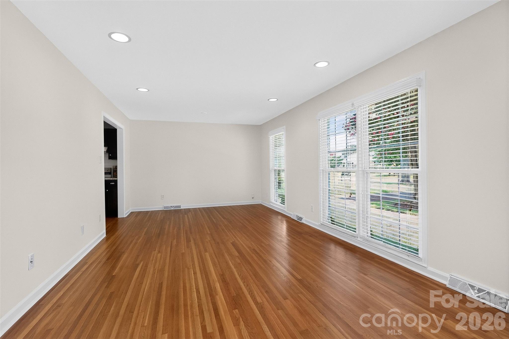 4726 Walden Court Property Photo 7