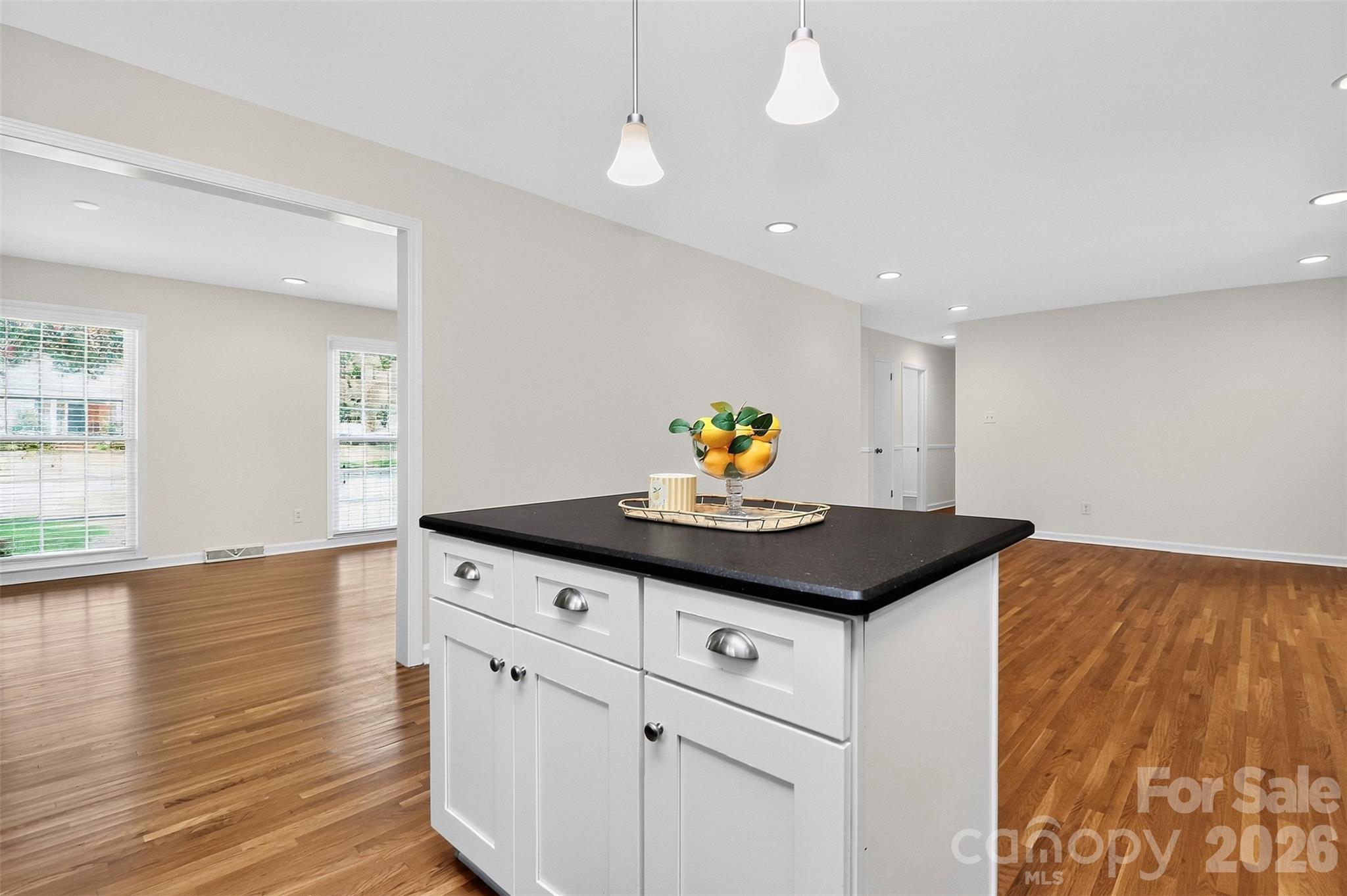 4726 Walden Court Property Photo 8