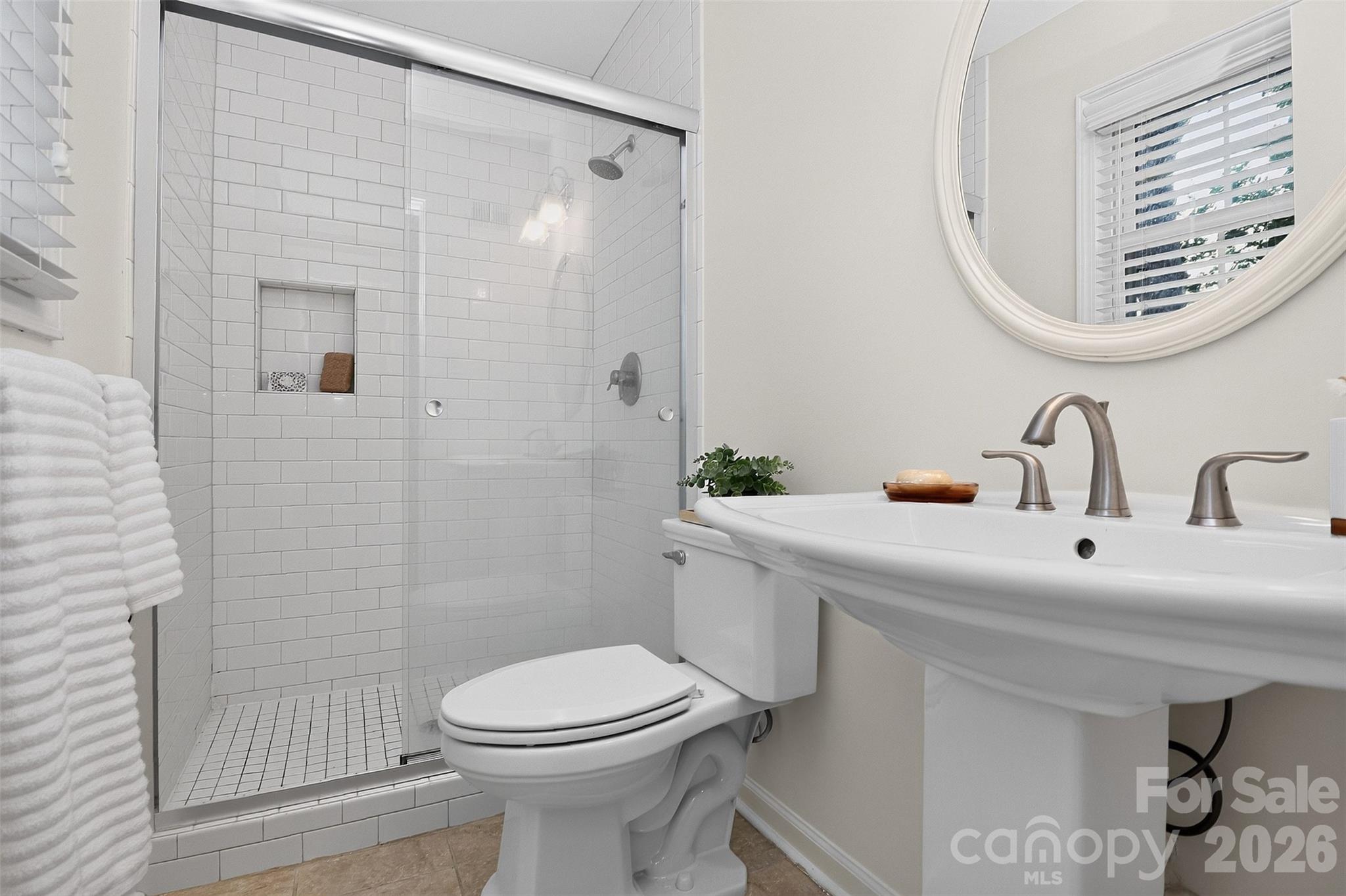 4726 Walden Court Property Photo 17
