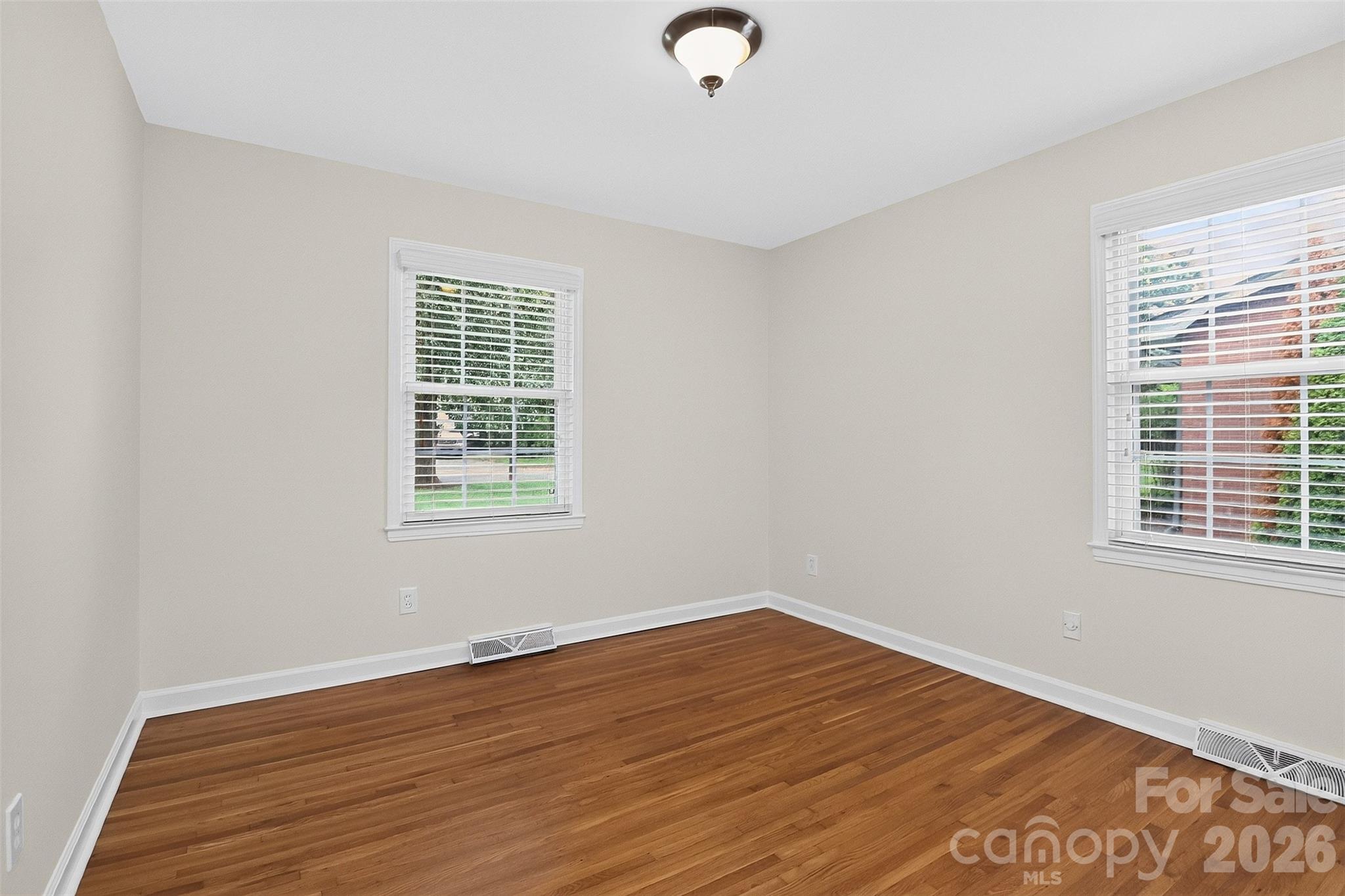 4726 Walden Court Property Photo 18