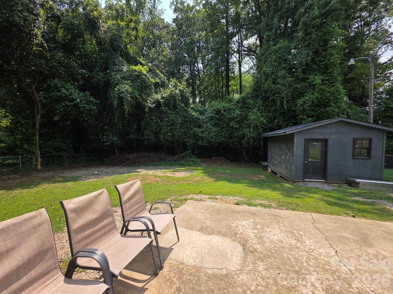 1501 Vancouver Drive Property Photo 6