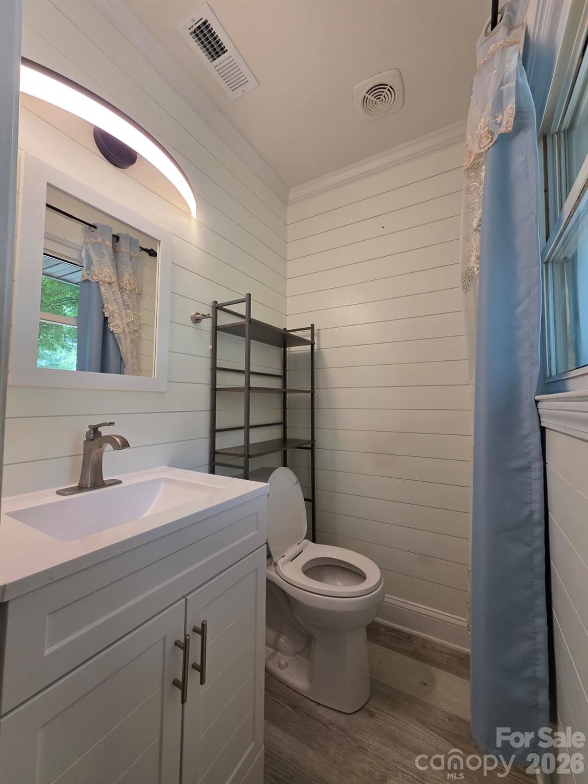 1501 Vancouver Drive Property Photo 25