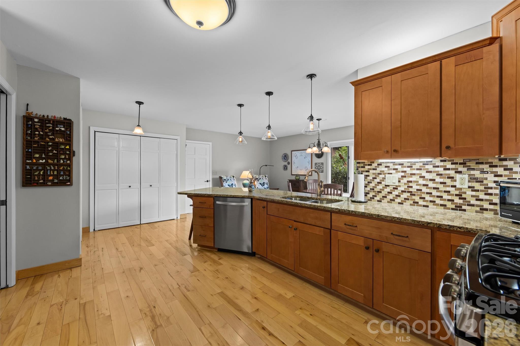 4 Governors Way Property Photo 9
