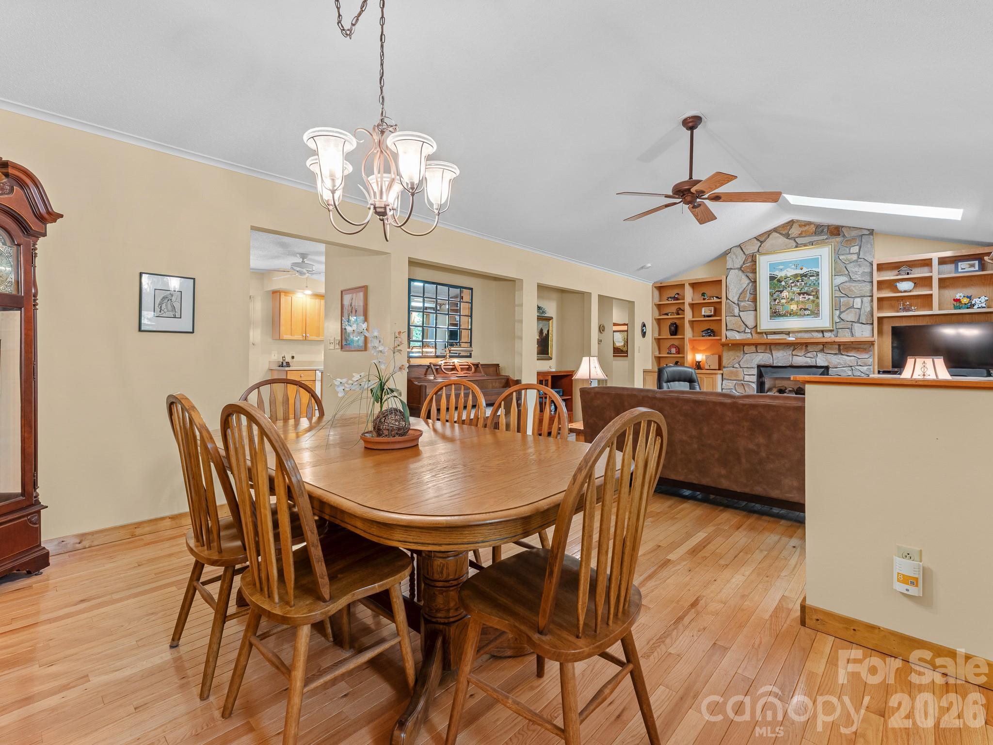 620 Thunder Road Property Photo 11