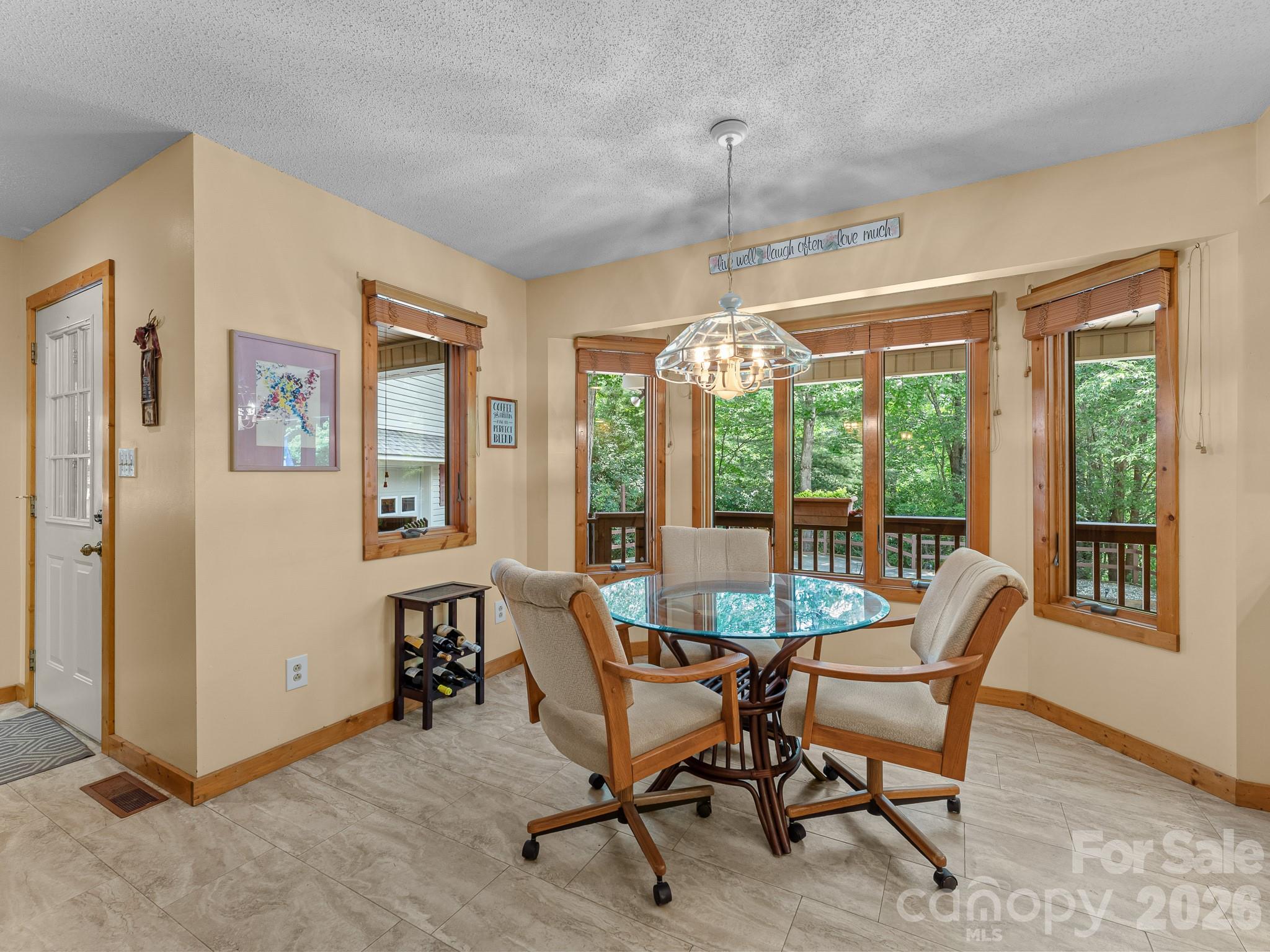 620 Thunder Road Property Photo 17
