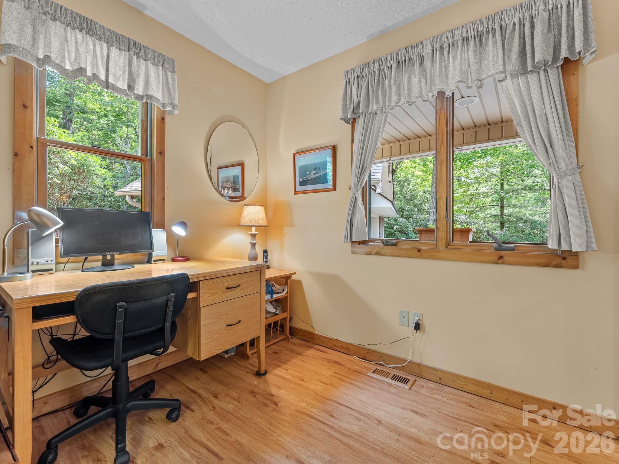 620 Thunder Road Property Photo 28