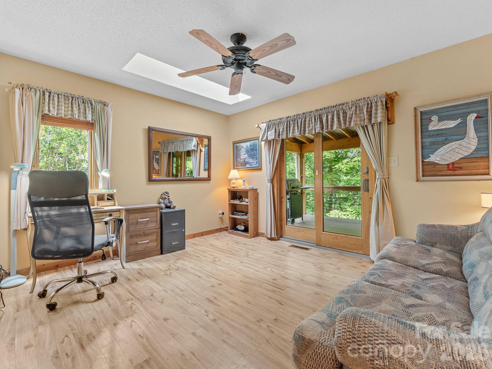 620 Thunder Road Property Photo 30