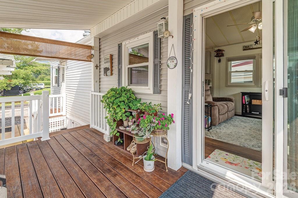 20 Strollers Lane Property Photo 3