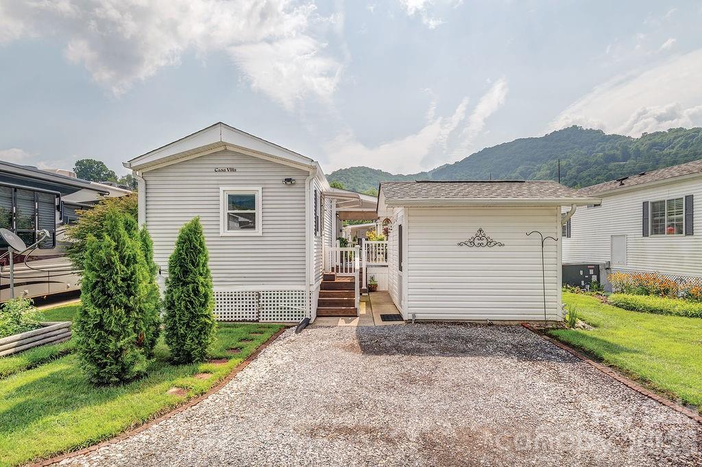 20 Strollers Lane Property Photo 16