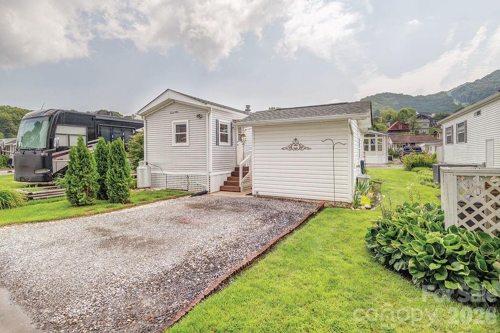 20 Strollers Lane Property Photo 17