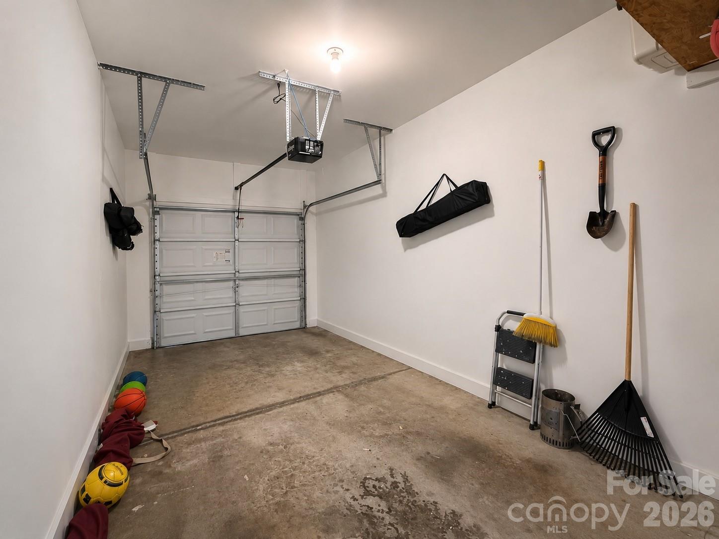 13927 Singleleaf Lane Property Photo 15