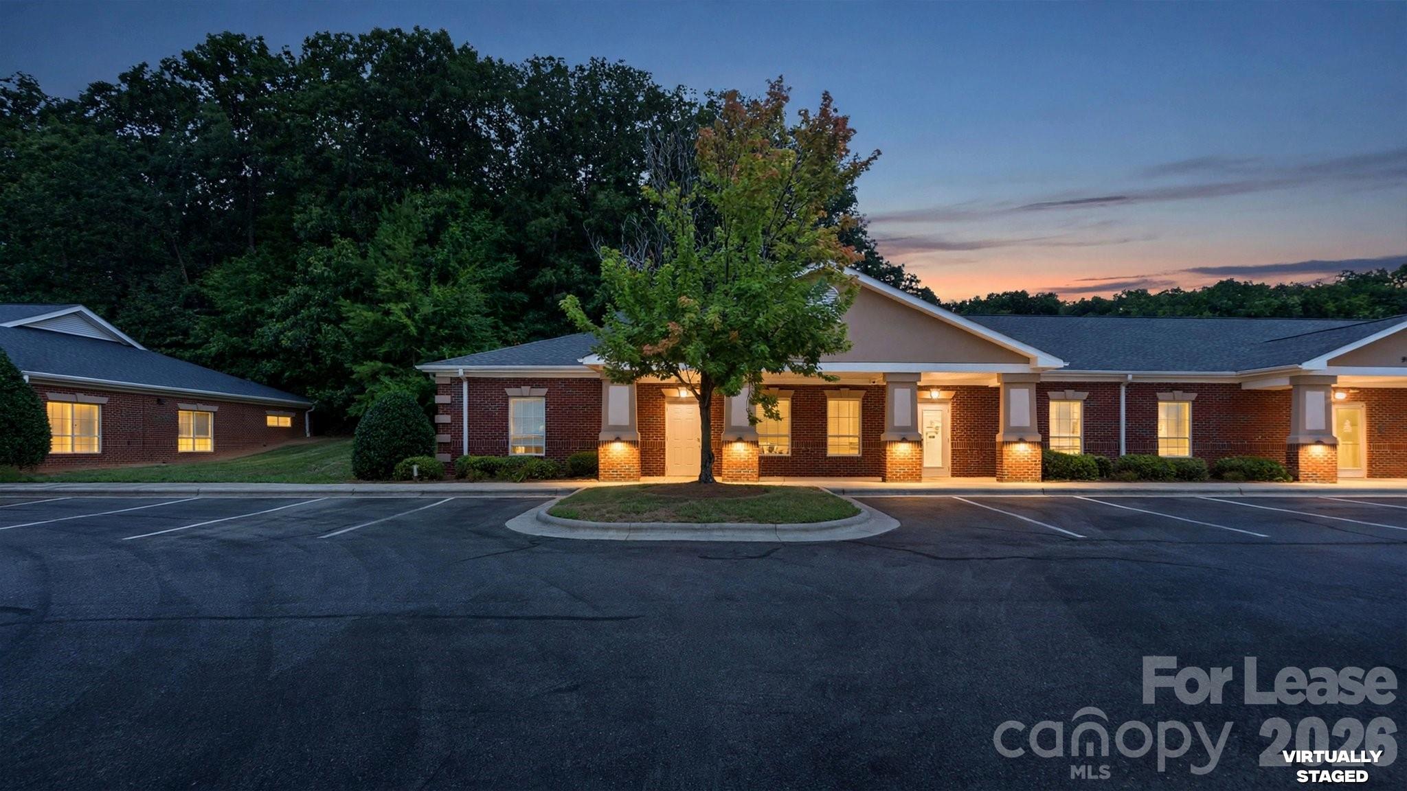 9719 Northeast Parkway 100 Property Photo 2
