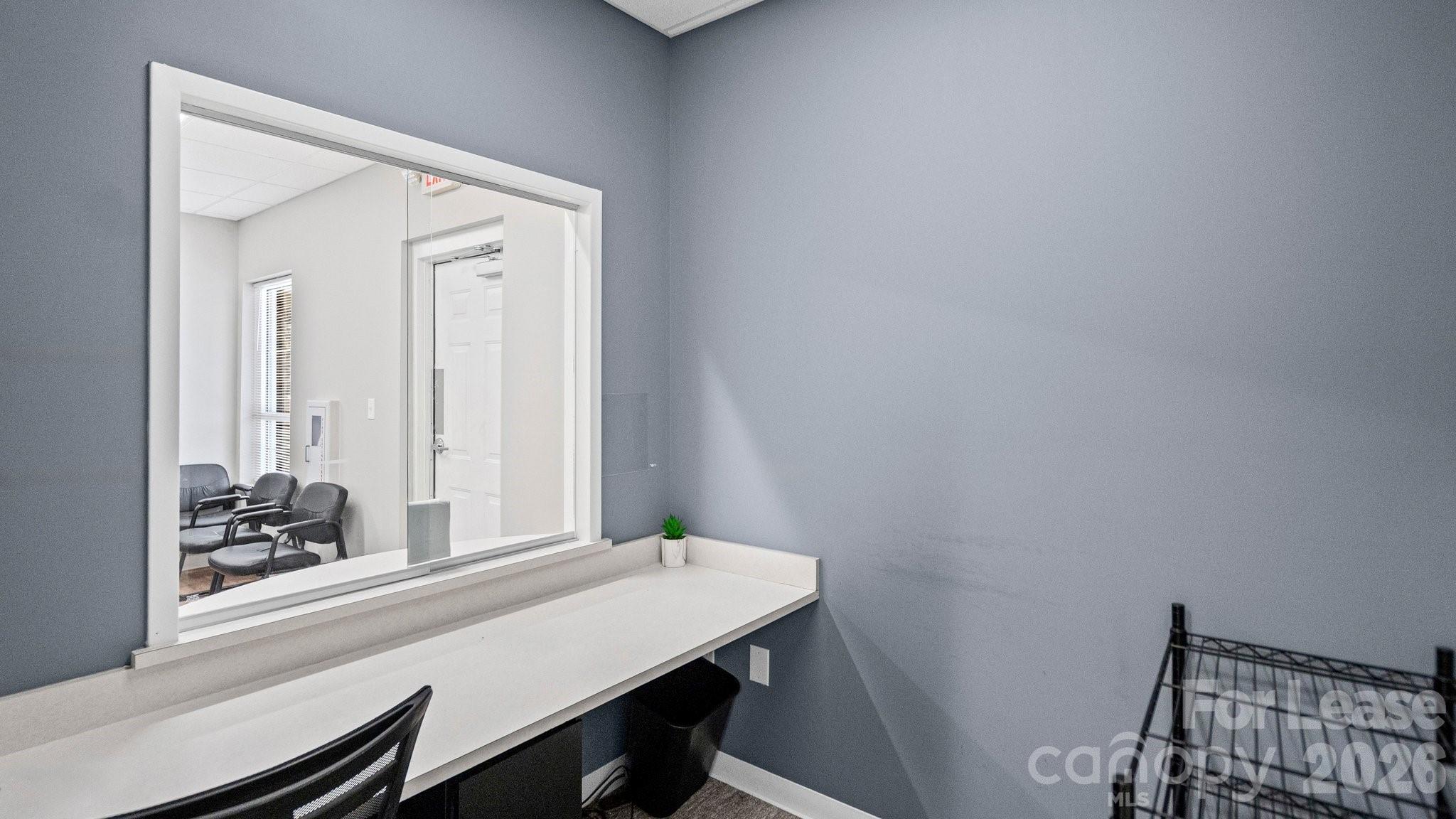 9719 Northeast Parkway 100 Property Photo 6