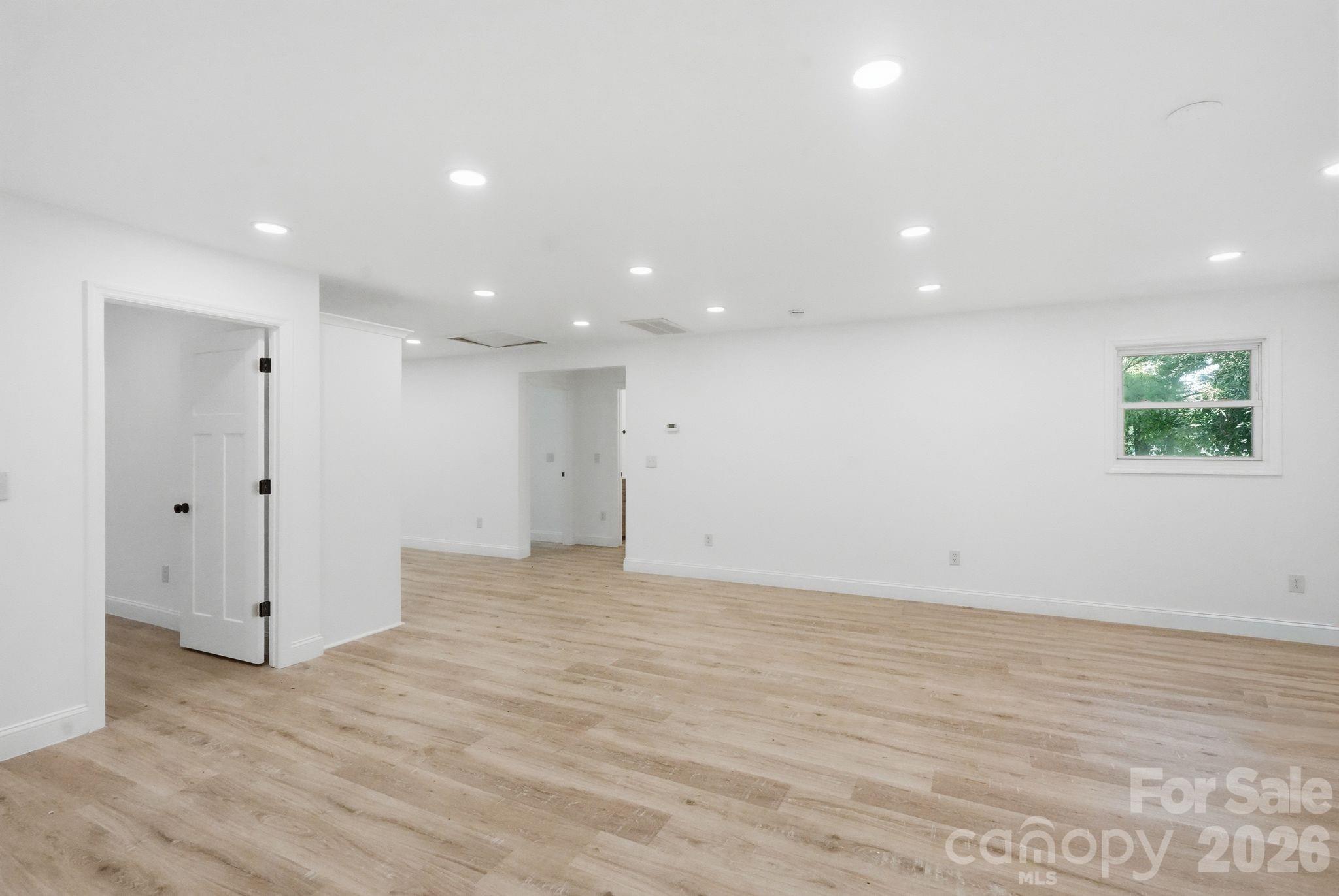 45680 Blackhawk Lane Property Photo 7