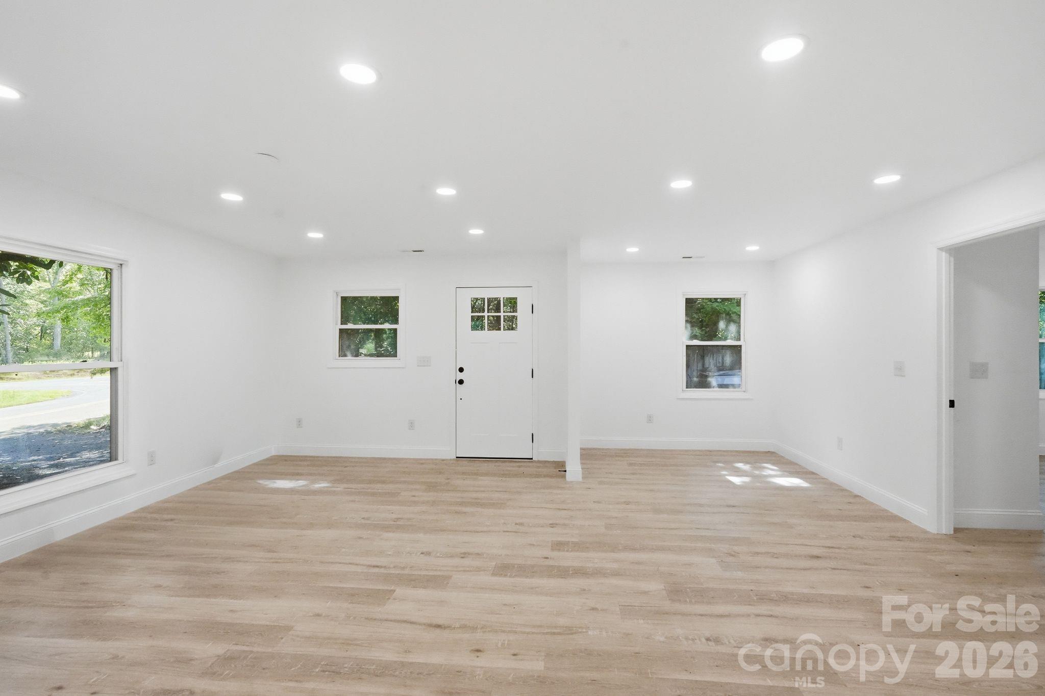 45680 Blackhawk Lane Property Photo 8