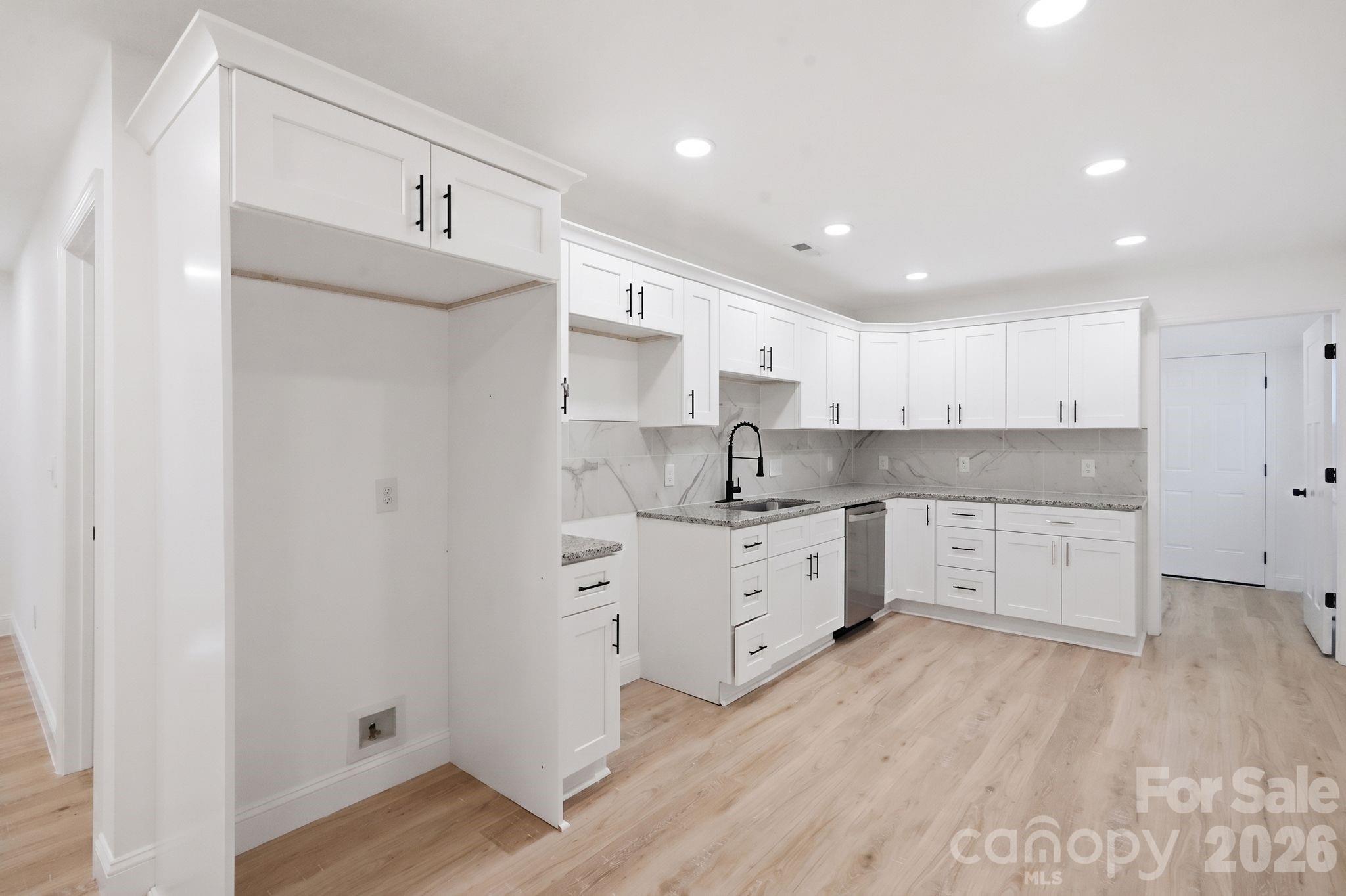 45680 Blackhawk Lane Property Photo 15