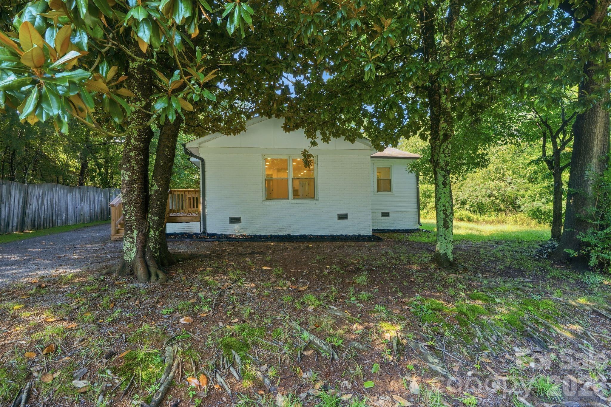45680 Blackhawk Lane Property Photo 32